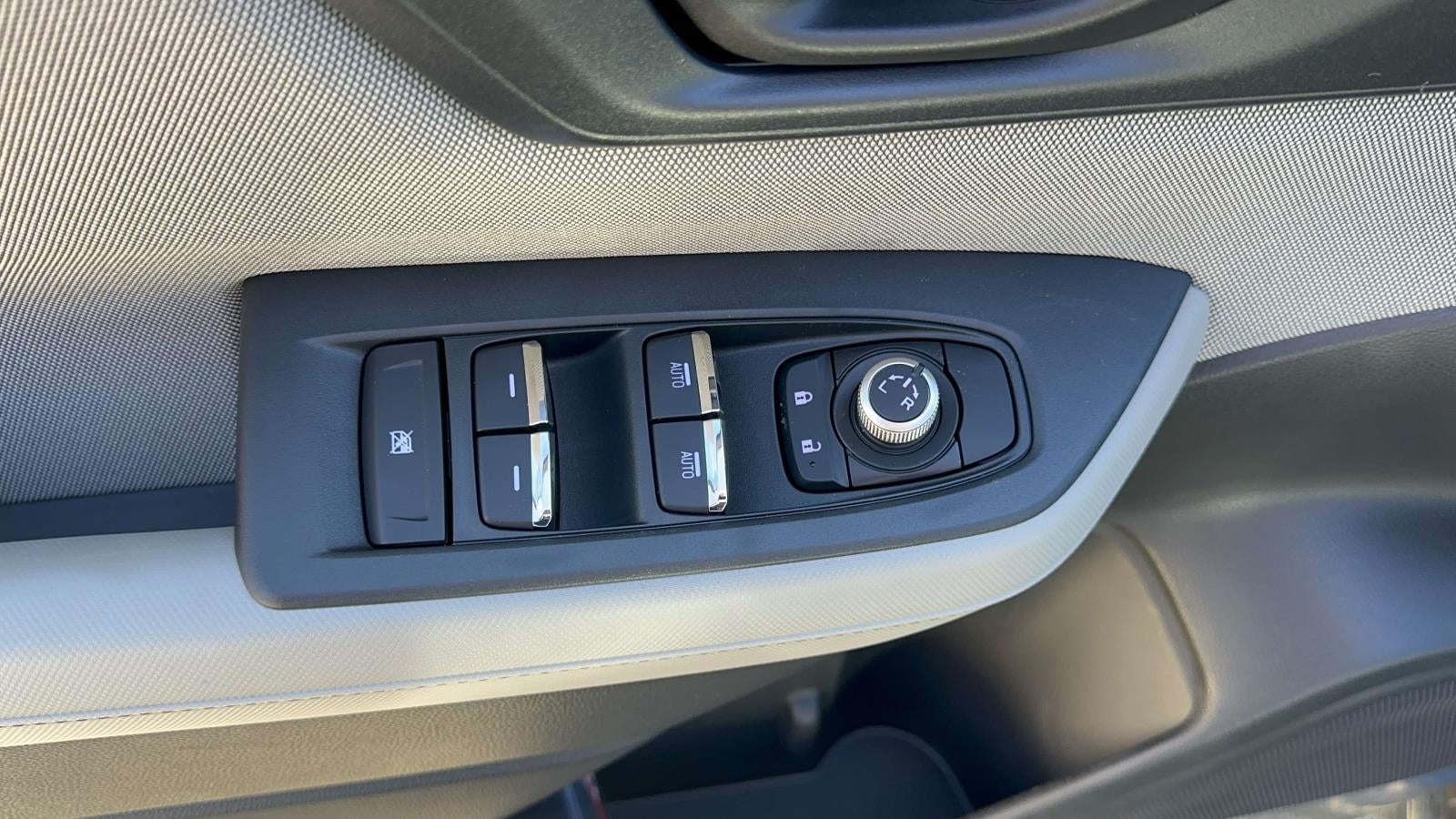 2025 Subaru FORESTER Premium Hybrid