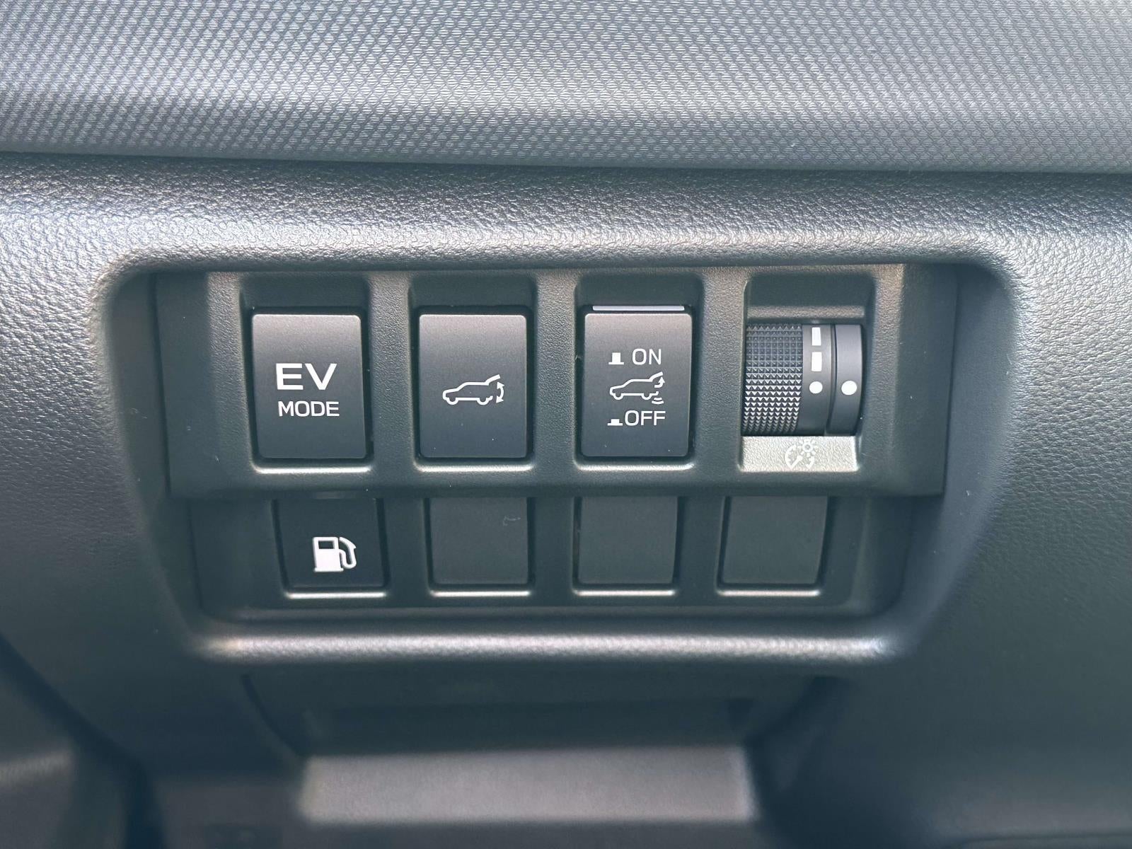 2025 Subaru FORESTER Limited Hybrid