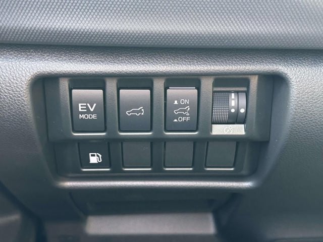 2025 Subaru FORESTER Limited Hybrid