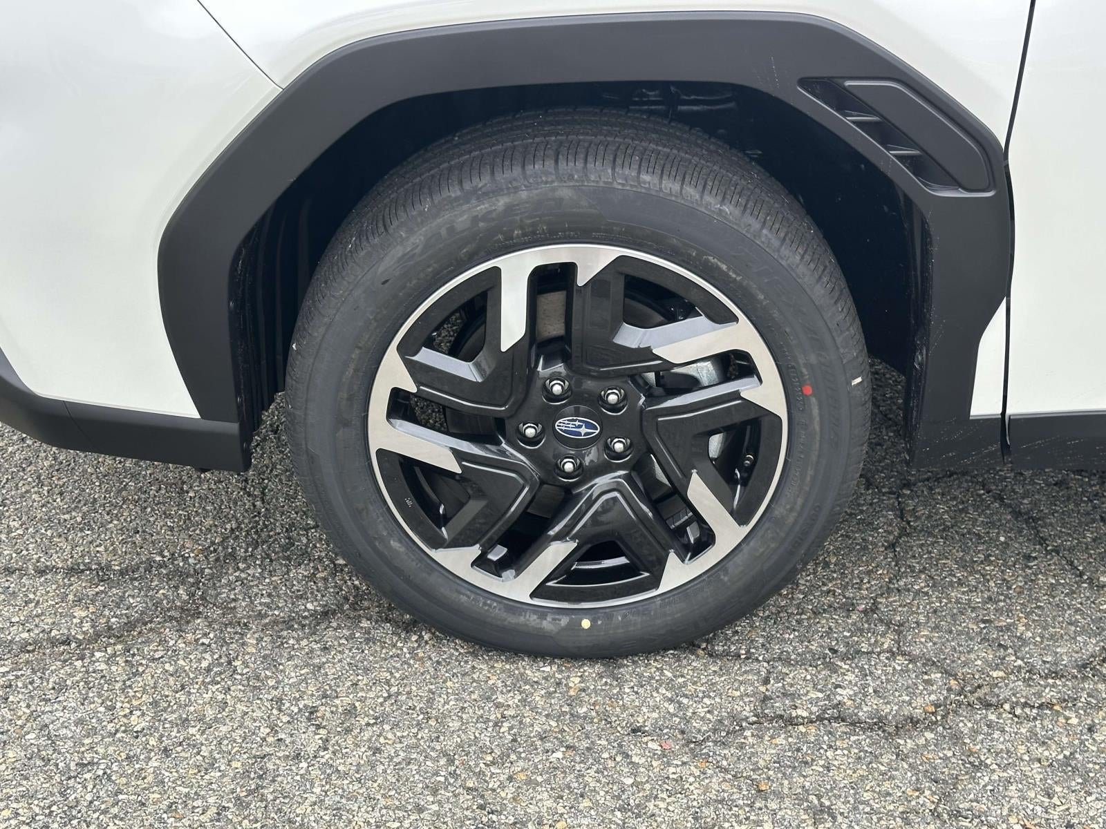 2025 Subaru FORESTER Limited Hybrid