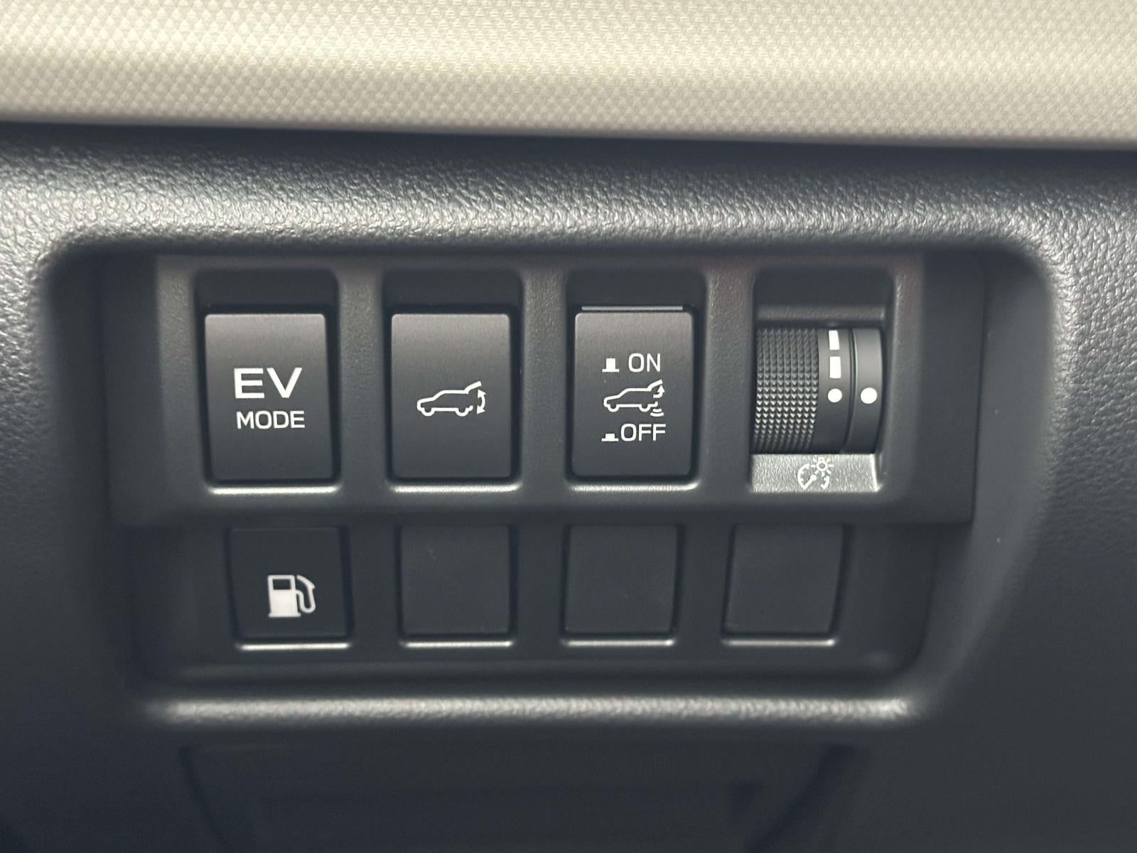 2025 Subaru FORESTER Limited Hybrid