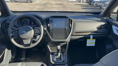 2025 Subaru FORESTER Touring Hybrid