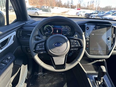 2025 Subaru FORESTER Touring Hybrid