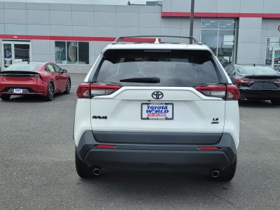 2021 Toyota RAV4 LE