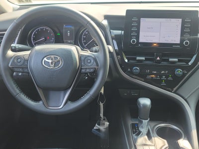 2024 Toyota Camry SE Auto (Natl)