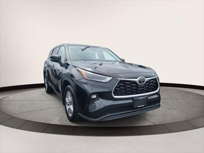 2022 Toyota Highlander LE