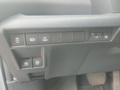 2023 Toyota Sienna Woodland Edition