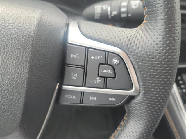 2023 Toyota Sienna Woodland Edition