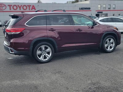 2017 Toyota Highlander Limited