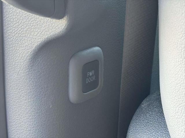 2024 Toyota Sienna XLE FWD 8-Passenger (Natl)