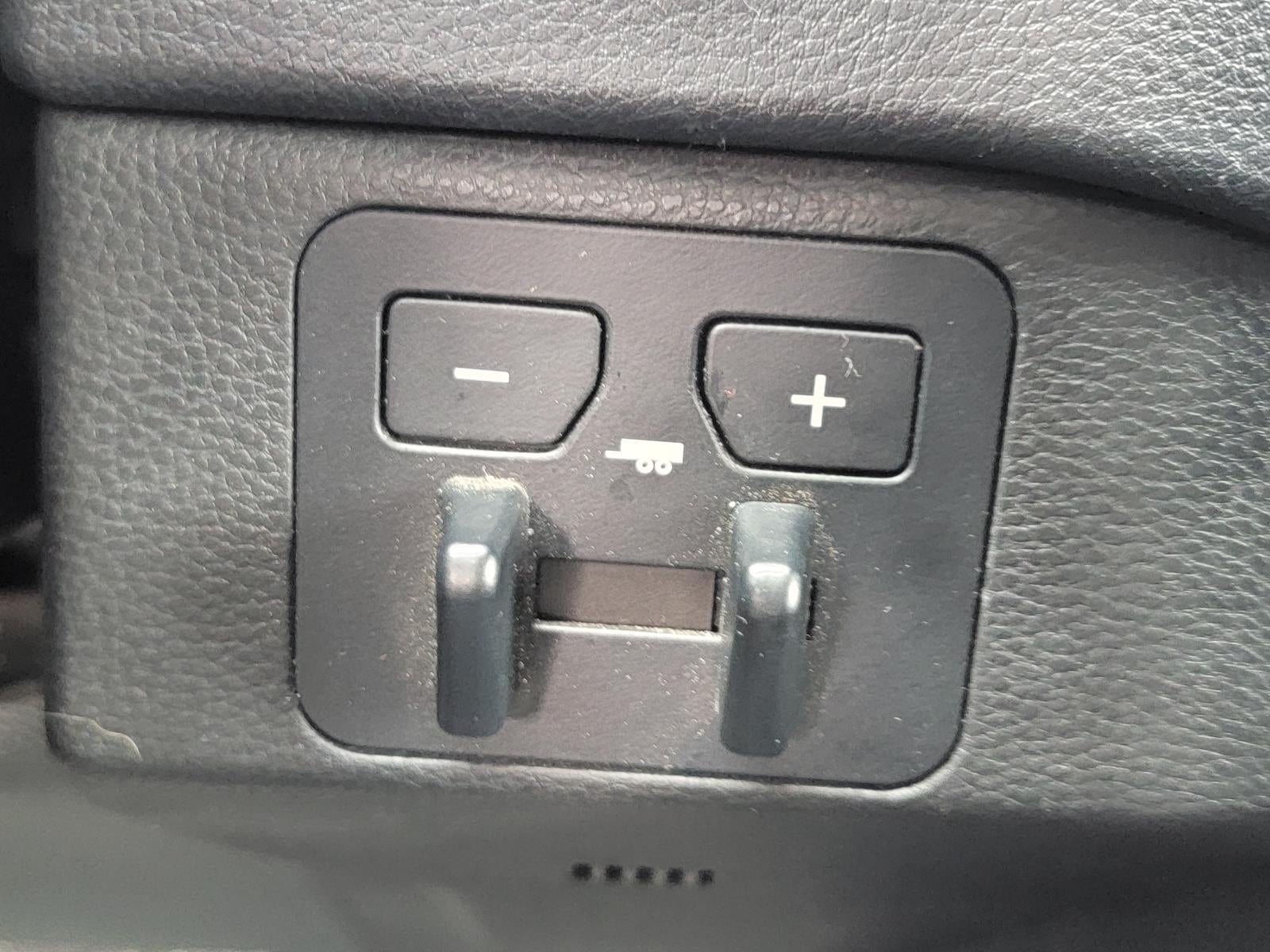 2022 Toyota Tundra 4WD SR5