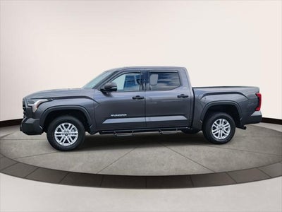 2022 Toyota Tundra 4WD SR5