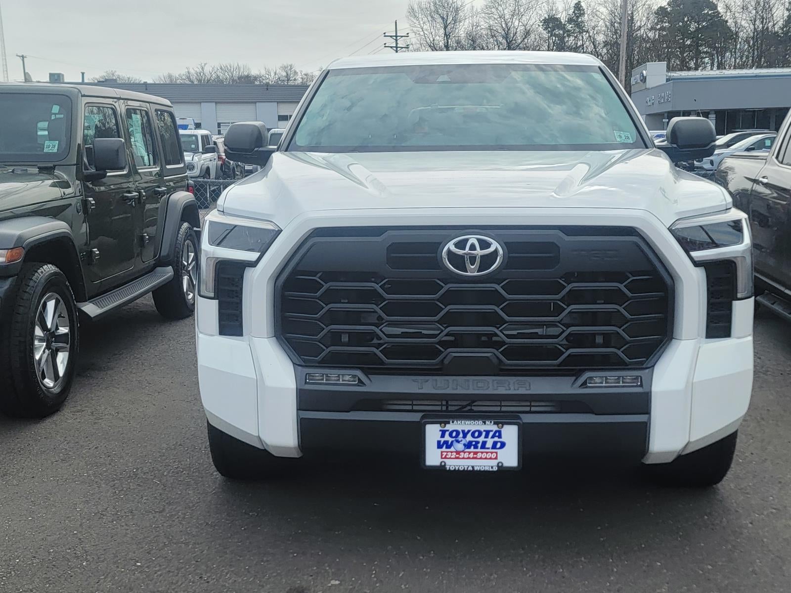 2023 Toyota Tundra 4WD SR5