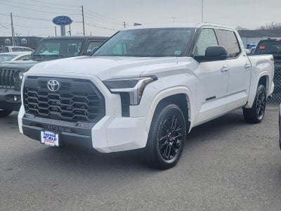 2023 Toyota Tundra 4WD SR5