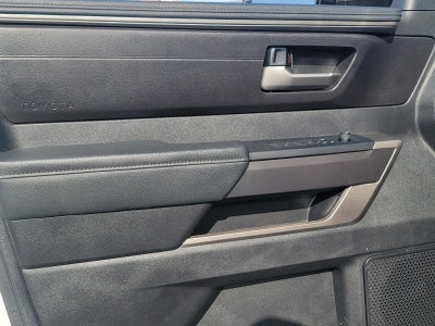 2022 Toyota Tundra 4WD SR5