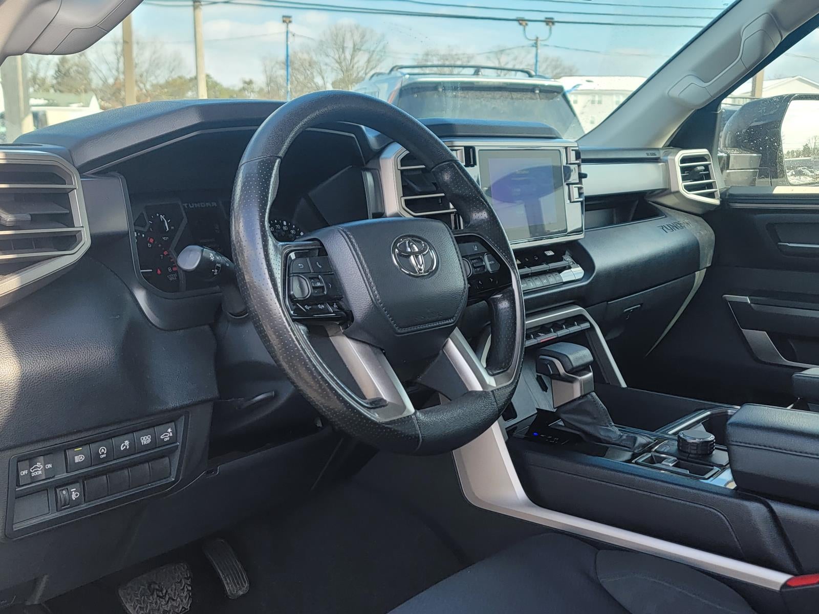 2022 Toyota Tundra 4WD SR5