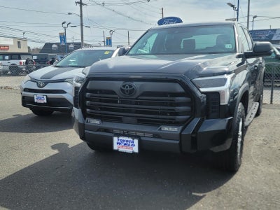 2023 Toyota Tundra 4WD SR5