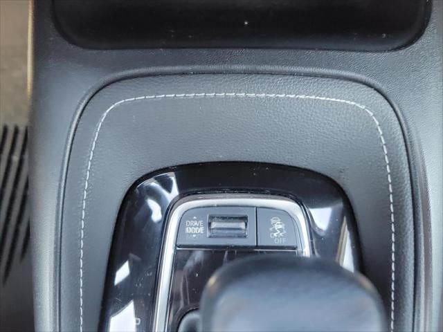 2023 Toyota Corolla Hatchback SE