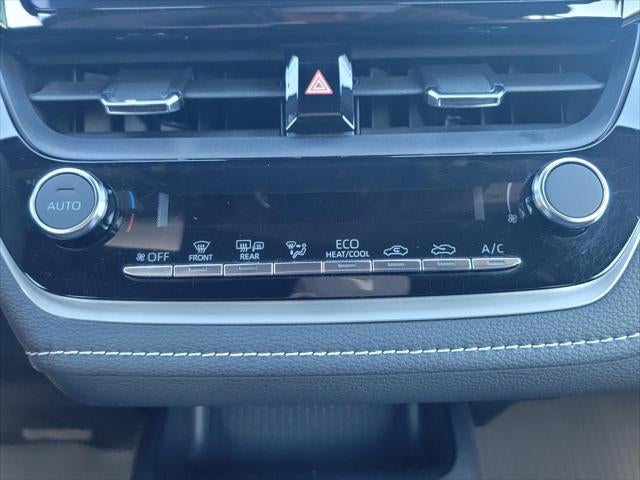 2023 Toyota Corolla Hatchback SE