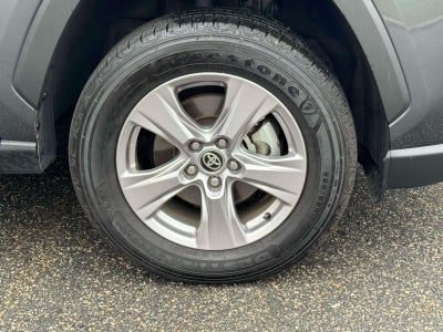 2025 Toyota RAV4 XLE AWD (Natl)