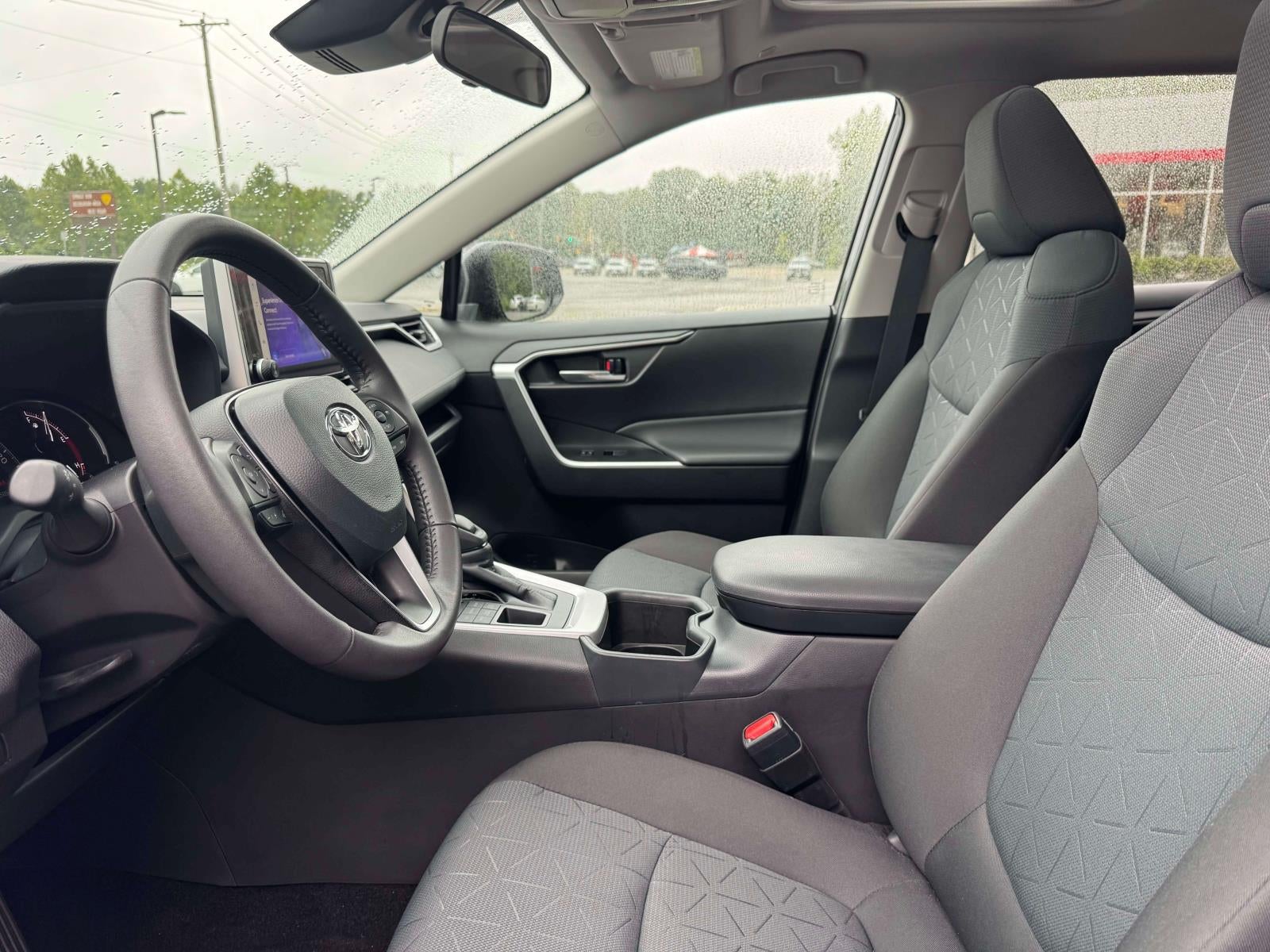 2025 Toyota RAV4 XLE AWD (Natl)