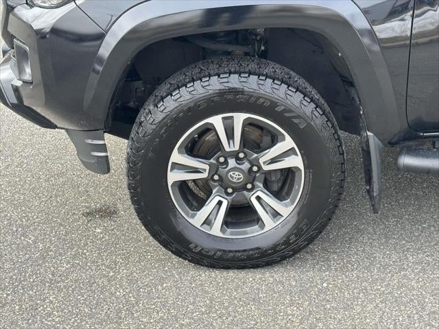 2019 Toyota Tacoma 4WD TRD Sport Double Cab 5' Bed V6 MT (Natl)