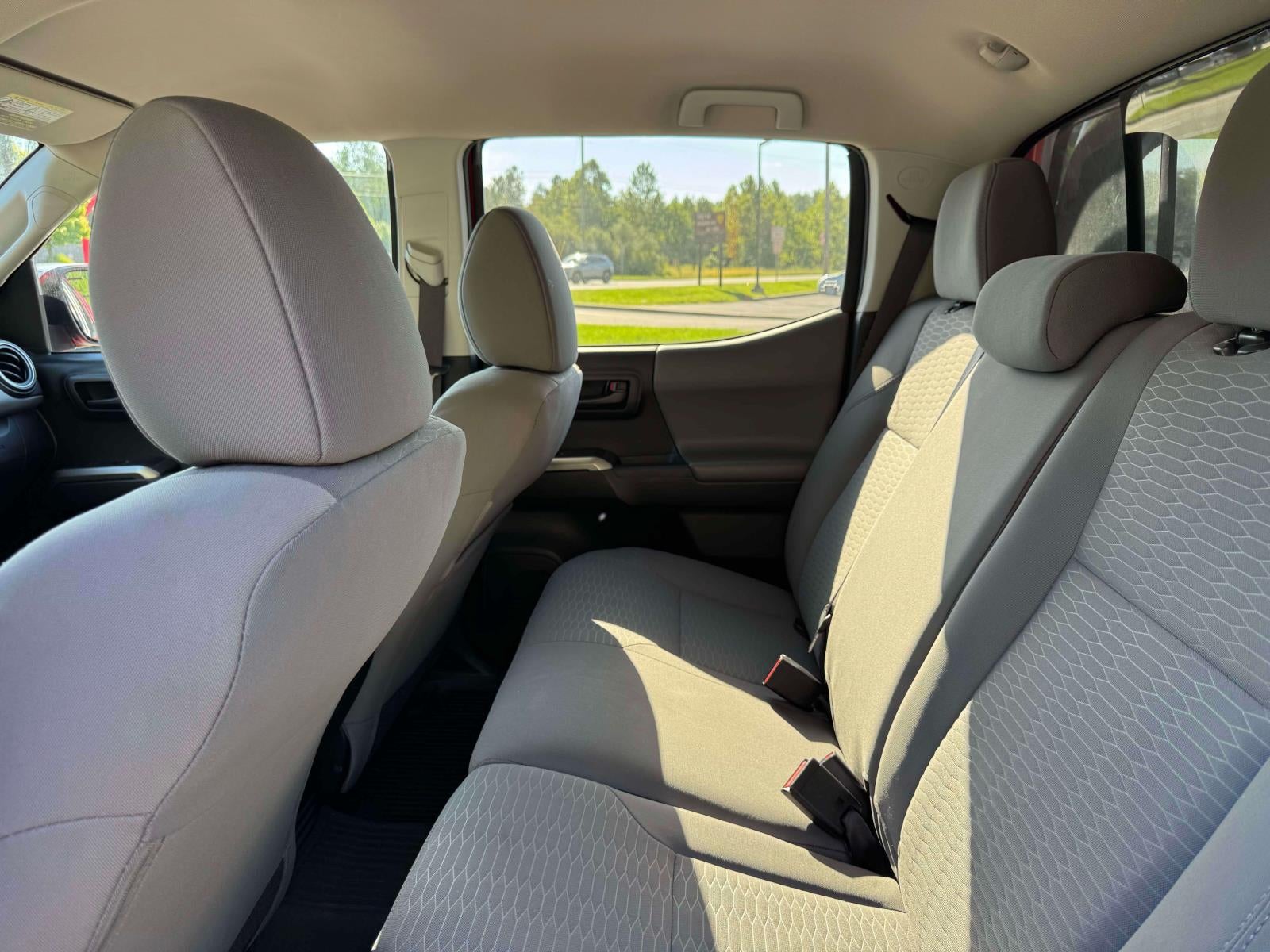 2017 Toyota Tacoma SR5 Double Cab 6' Bed V6 4x4 AT (Natl)