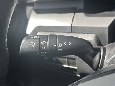 2025 Toyota Tacoma 4WD SR Double Cab 5' Bed AT (Natl)