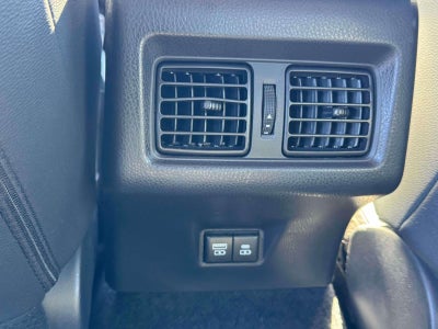 2025 Toyota Camry SE (Natl)