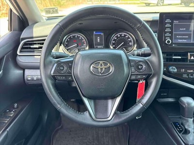 2024 Toyota Camry SE Auto (Natl)