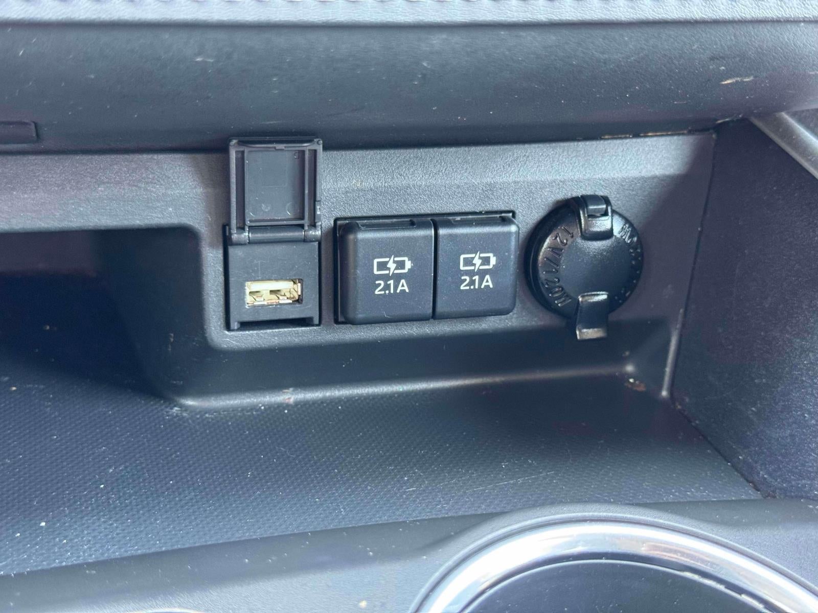 2021 Toyota Highlander XLE AWD (Natl)