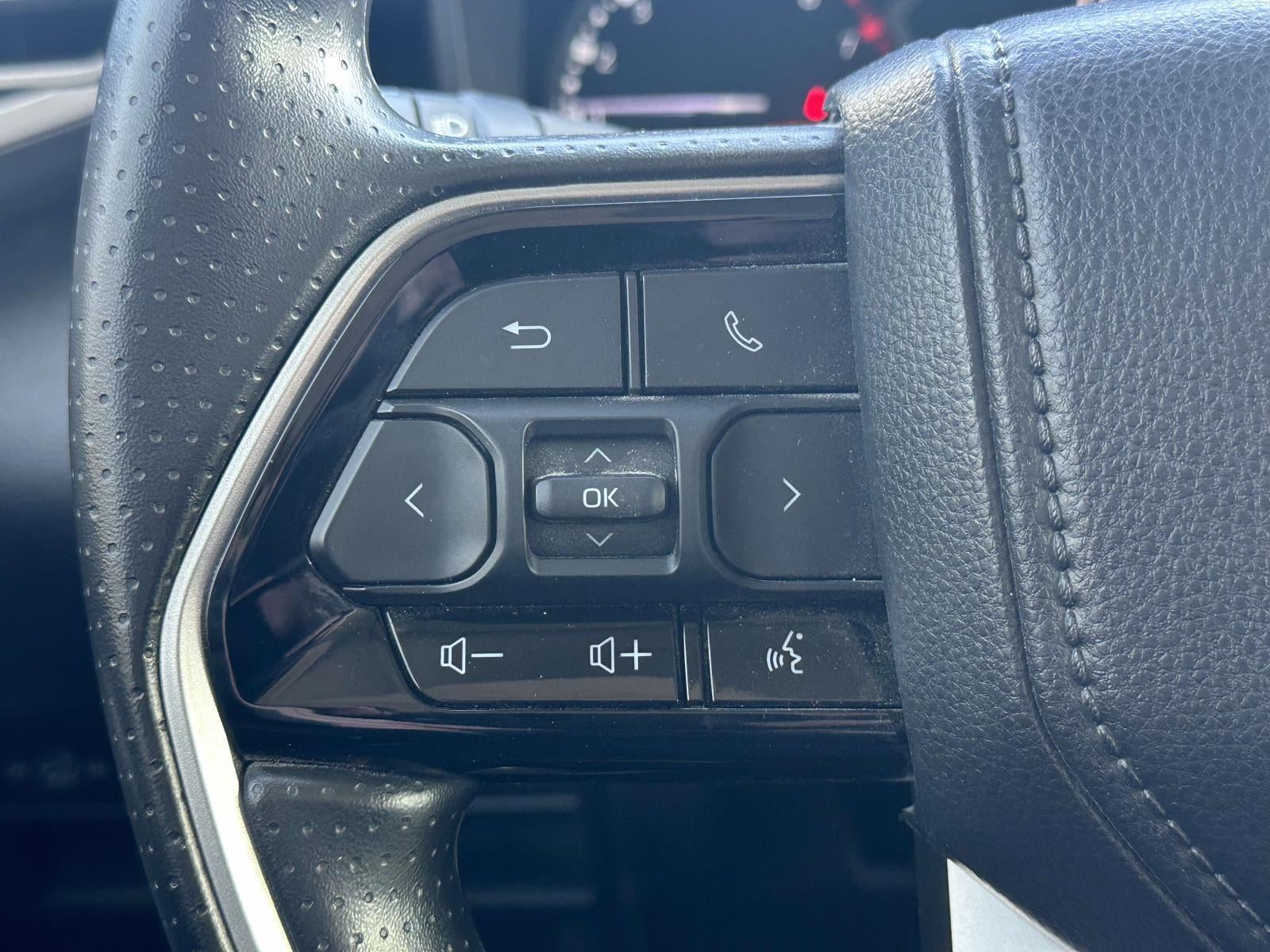 2023 Toyota Tundra 4WD SR5 CrewMax 5.5' Bed (Natl)