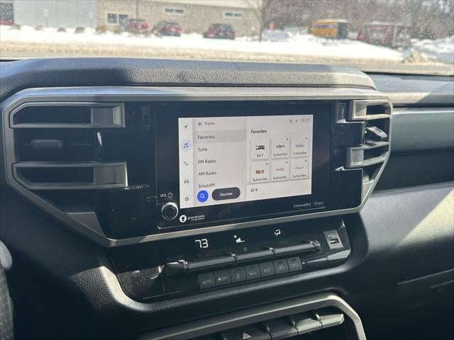 2023 Toyota Tundra 4WD SR5 CrewMax 5.5' Bed (Natl)