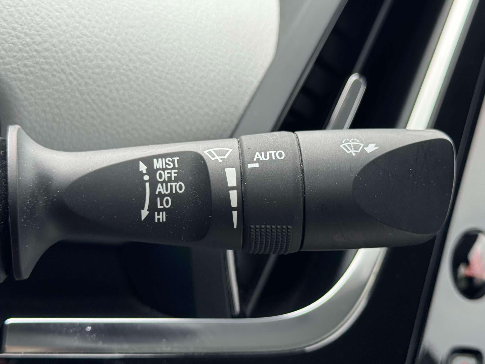 2018 Toyota Prius Prime Advanced (Natl)