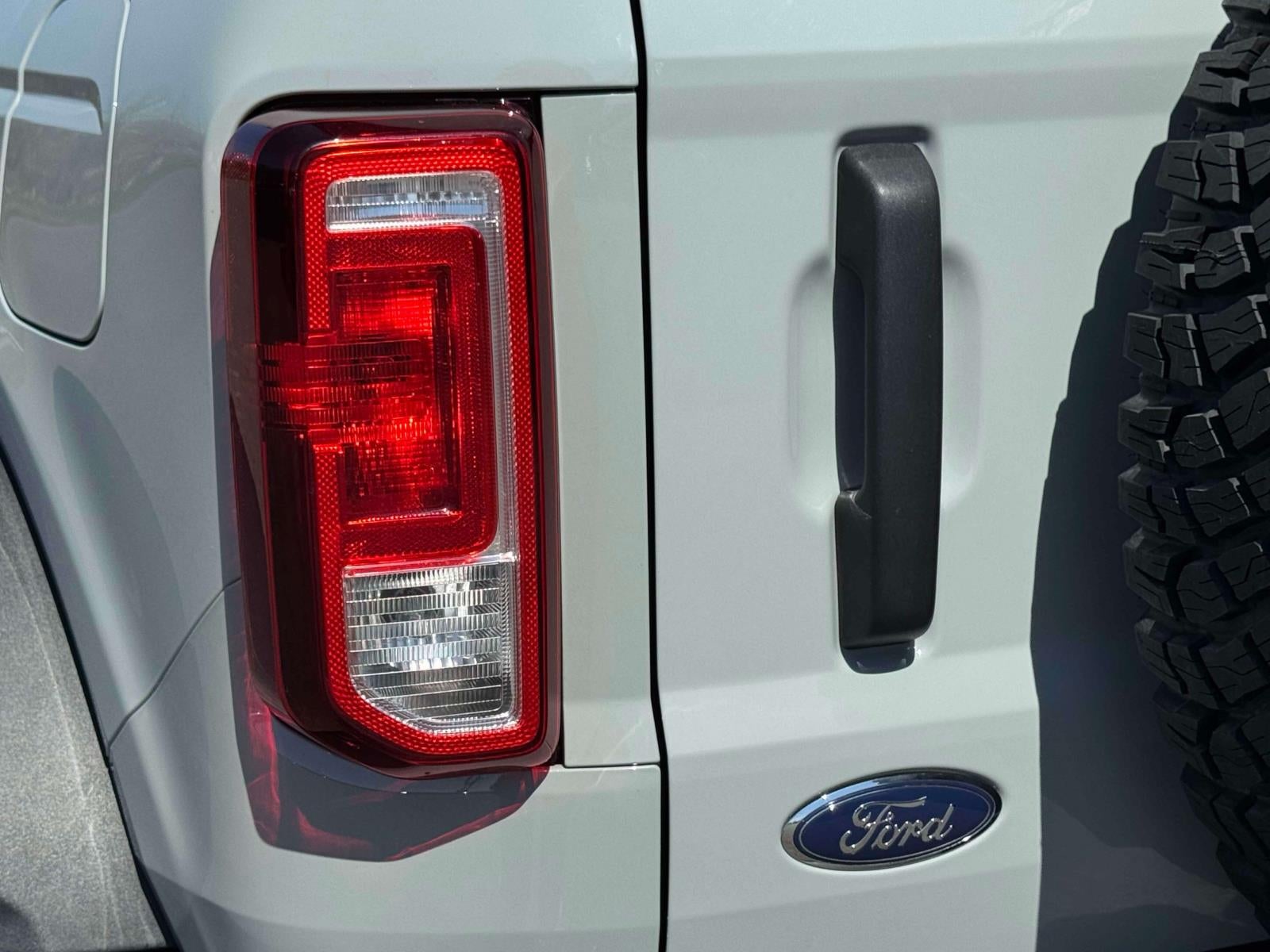 2022 Ford Bronco Base 4 Door Advanced 4x4