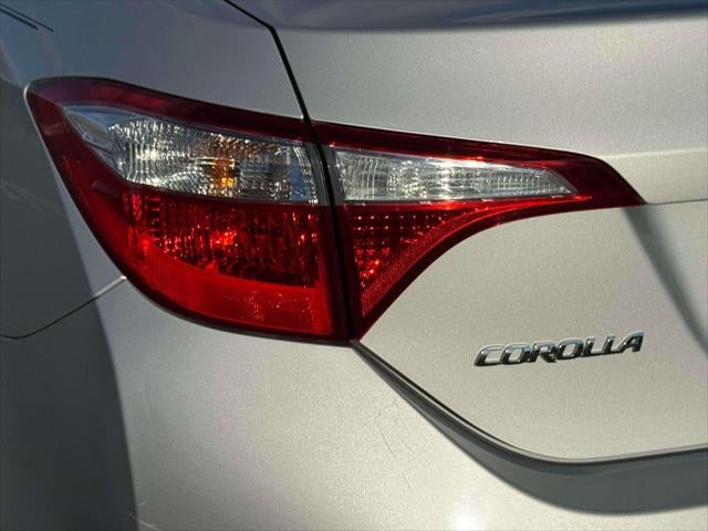2015 Toyota Corolla 4dr Sdn CVT LE (Natl)