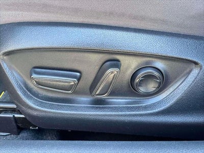 2023 Toyota Camry LE Auto AWD (Natl)