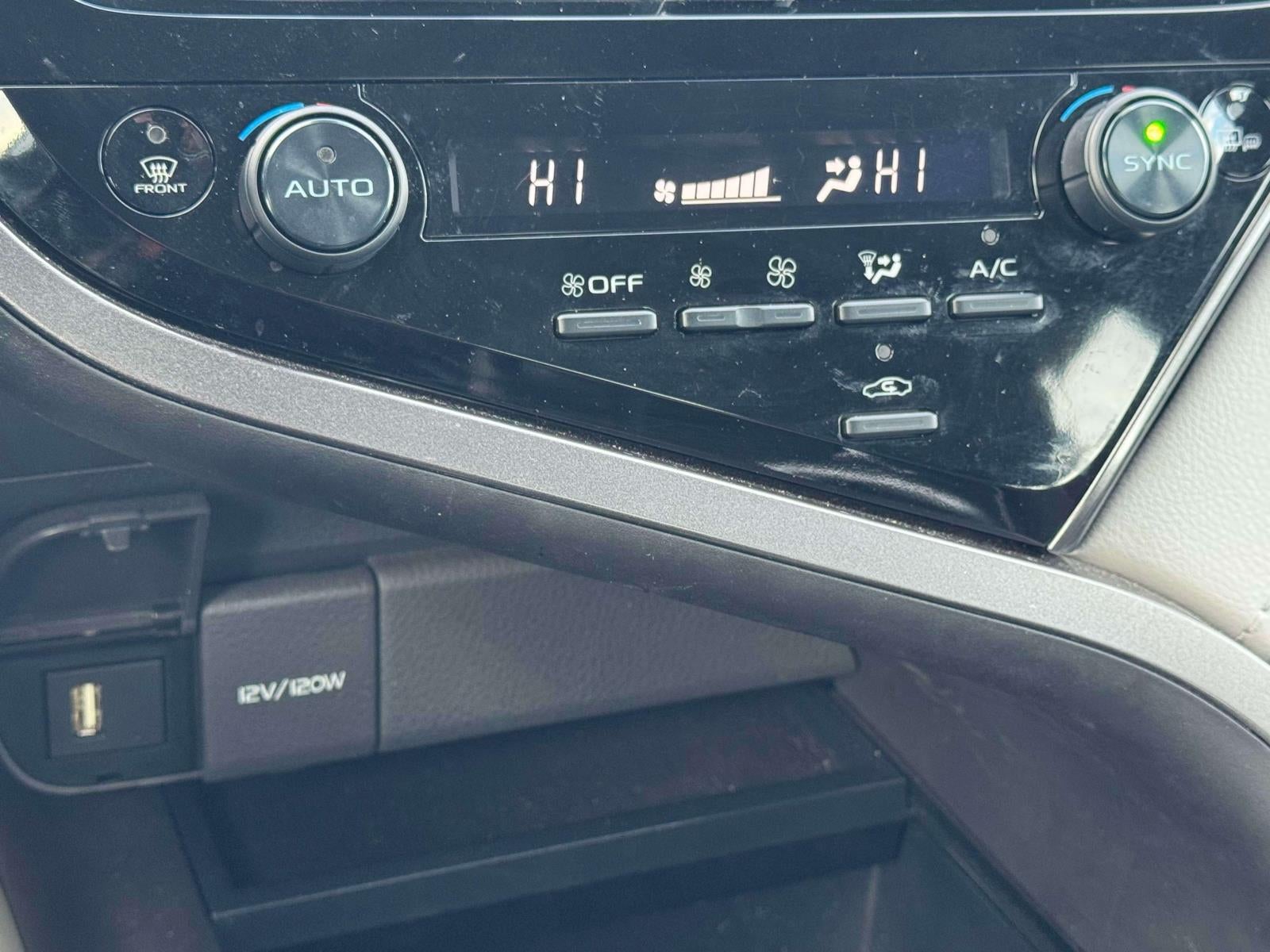 2022 Toyota Camry LE Auto (Natl)