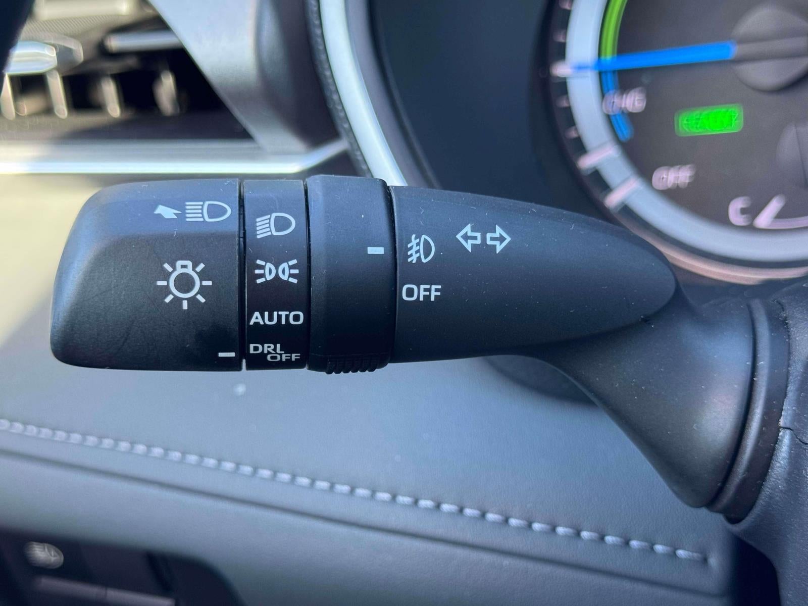 2025 Toyota Highlander Hybrid XLE AWD (Natl)