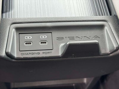 2025 Toyota Sienna XLE AWD 7-Passenger (Natl)