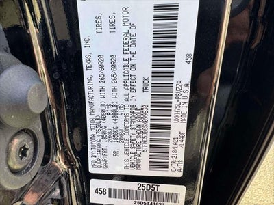 2025 Toyota Tundra 4WD Platinum Hybrid CrewMax 5.5' Bed (Natl)