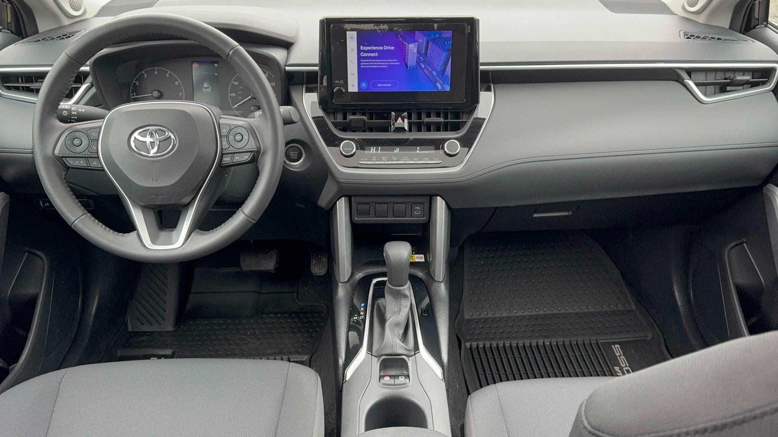 2023 Toyota Corolla Cross LE 4WD (Natl)