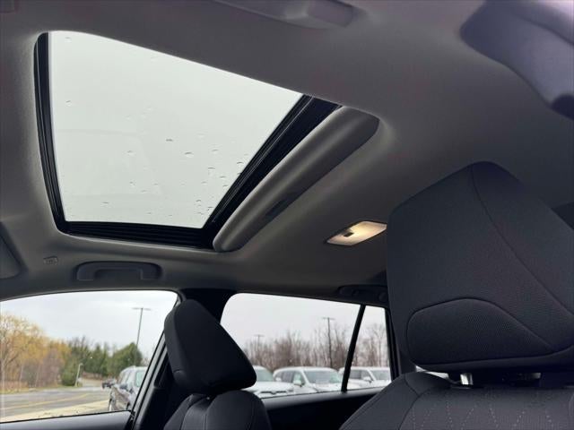 2023 Toyota Corolla Cross LE 4WD (Natl)