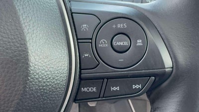 2024 Toyota Corolla Cross XLE 4WD (Natl)