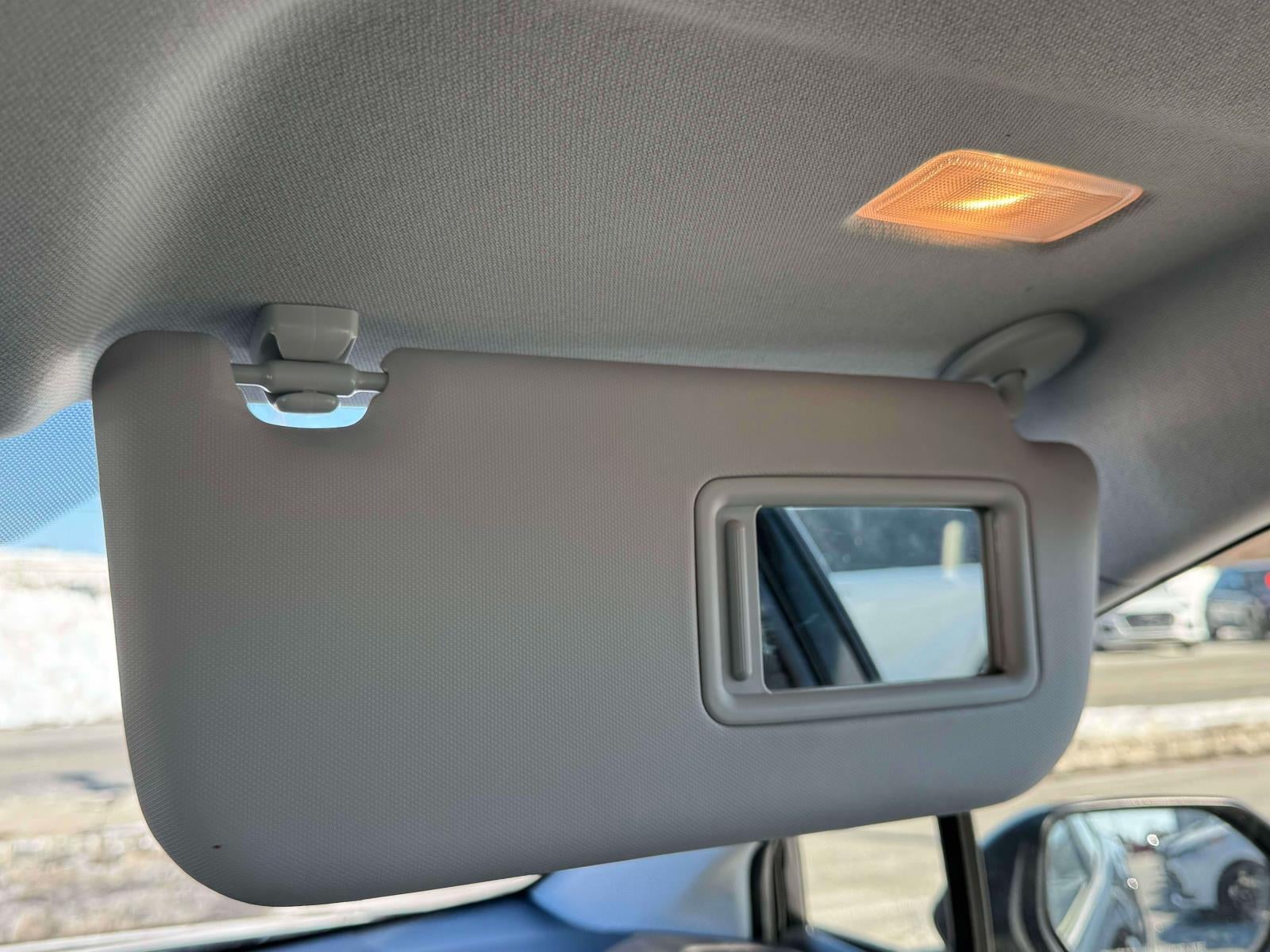 2022 Toyota Prius LE AWD-e (Natl)