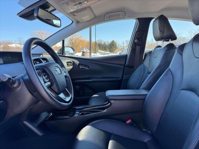 2022 Toyota Prius LE AWD-e (Natl)