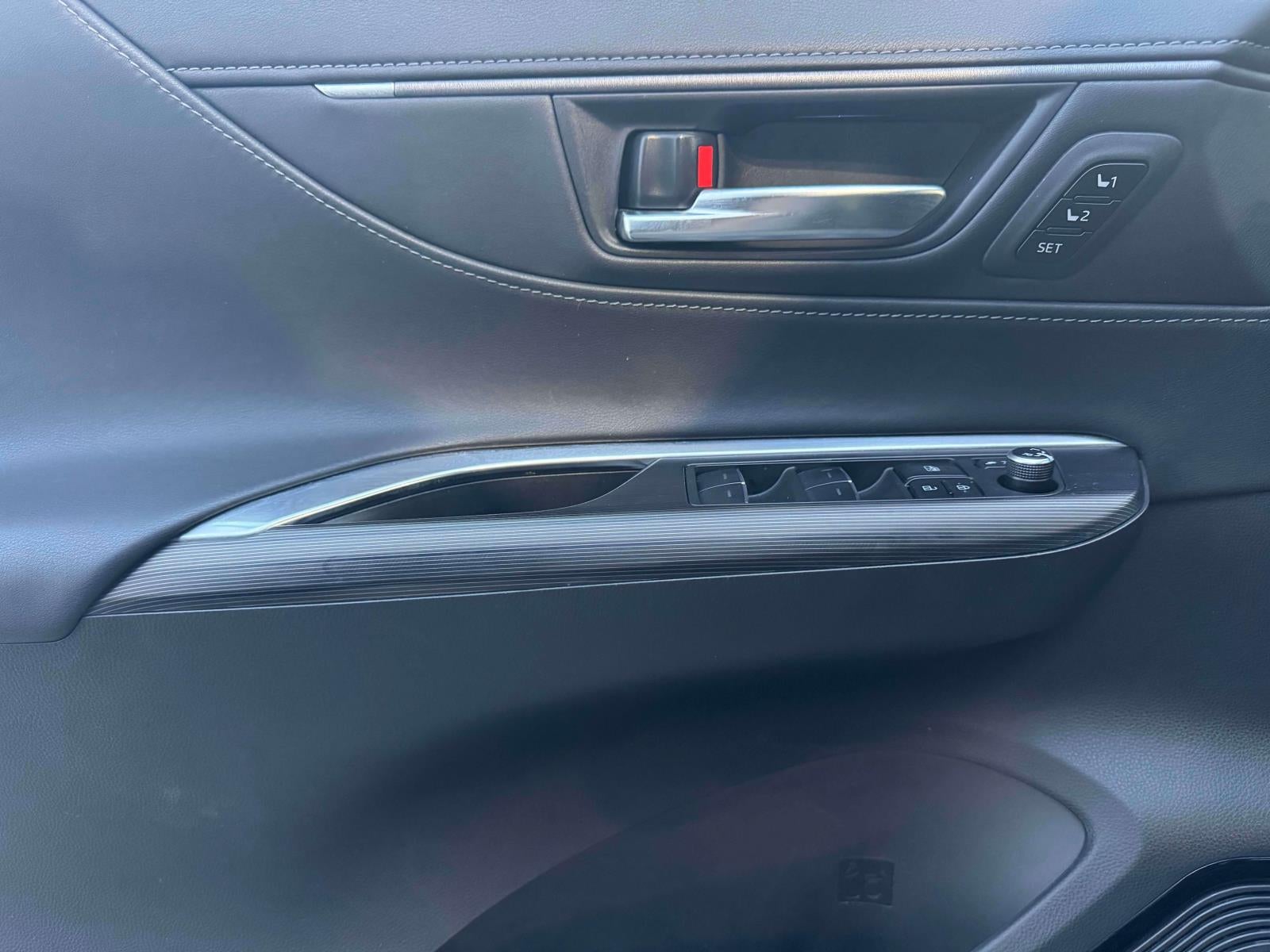 2023 Toyota Venza XLE AWD (Natl)