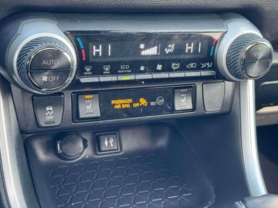 2019 Toyota RAV4 XLE AWD (Natl)