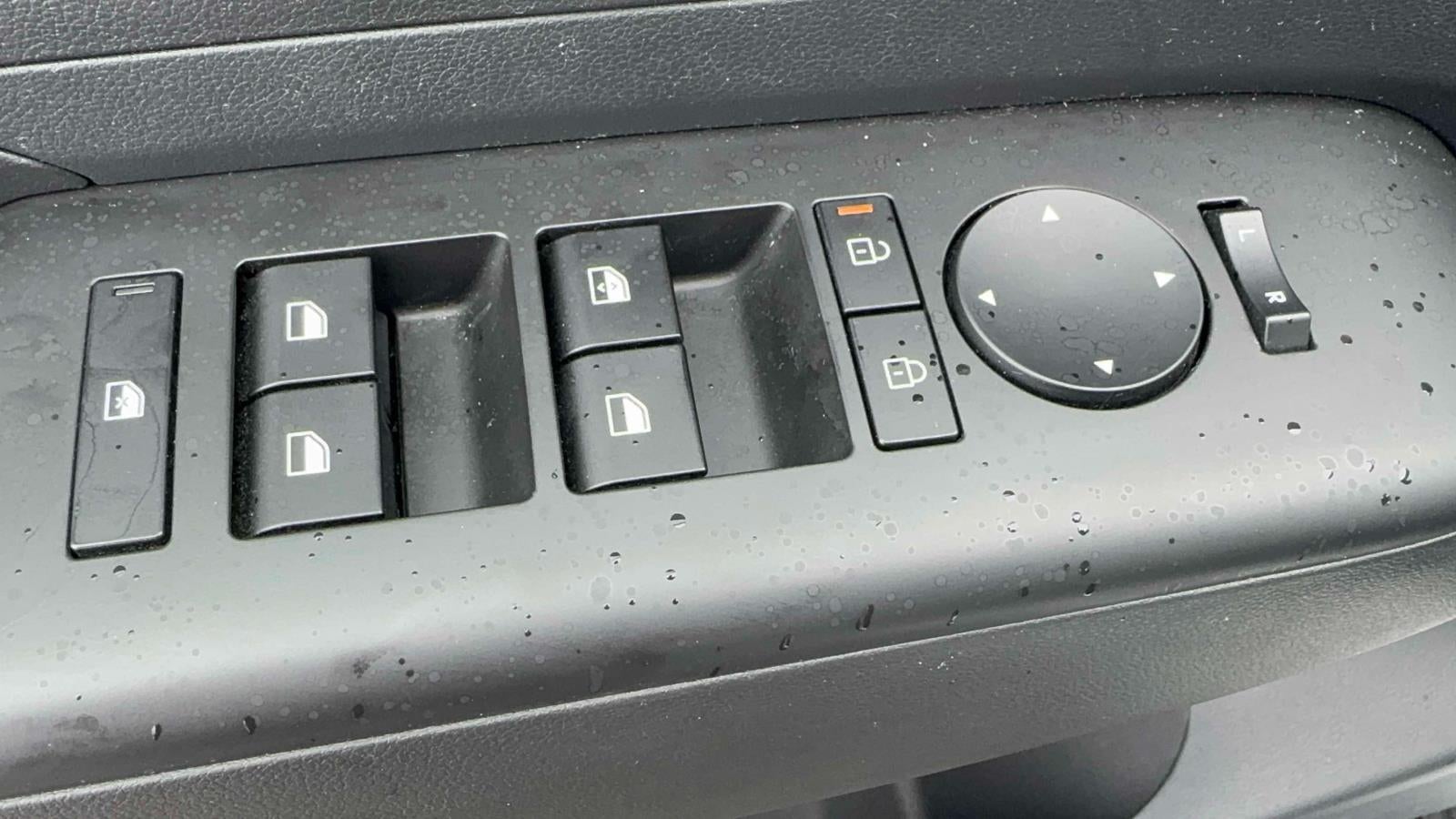 2025 Hyundai Kona SE FWD