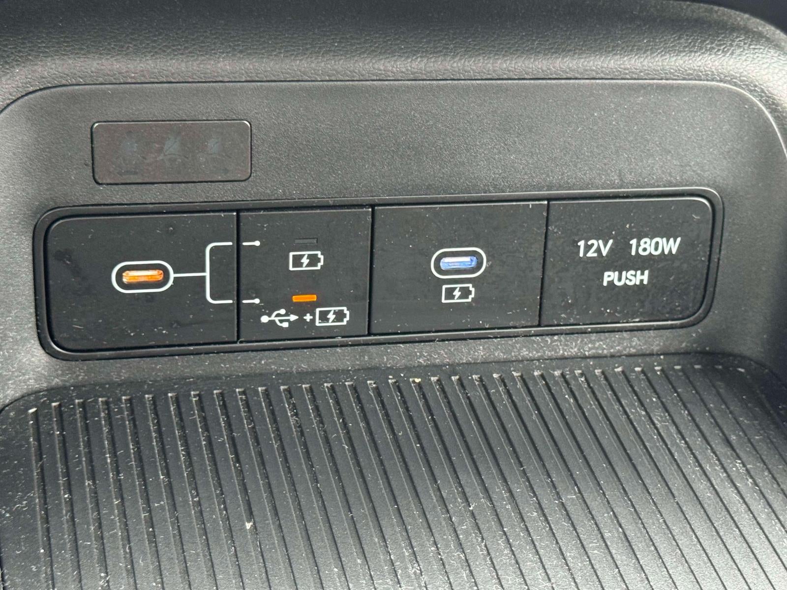 2025 Hyundai Kona SE FWD